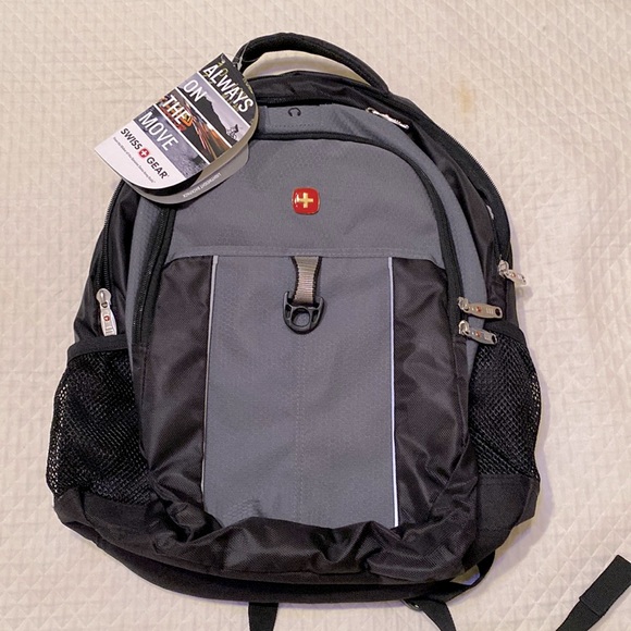 Swiss Gear Backpack in gray & black - Picture 1 of 16